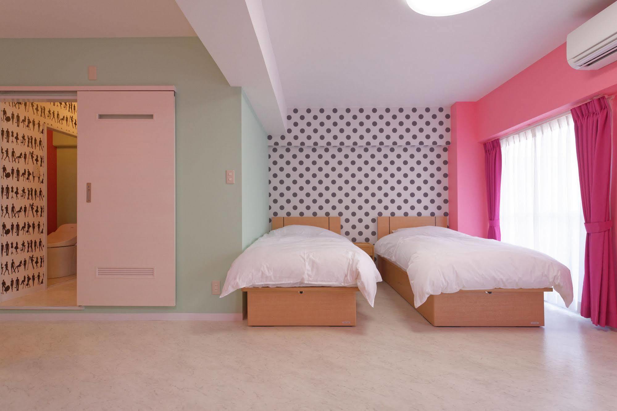 Hotel Wallaby House 3*
